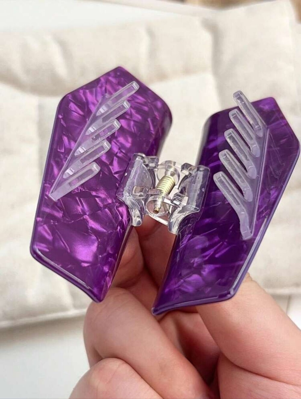 Goth Hair Claws (NEW) - Picture 3 of 4